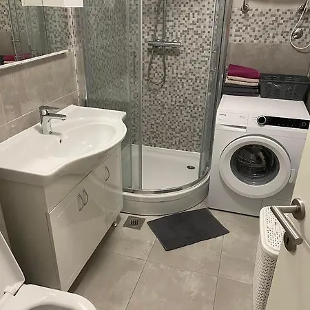 Apartman Prekrasan “marko” Sa Dvije Sobe Split