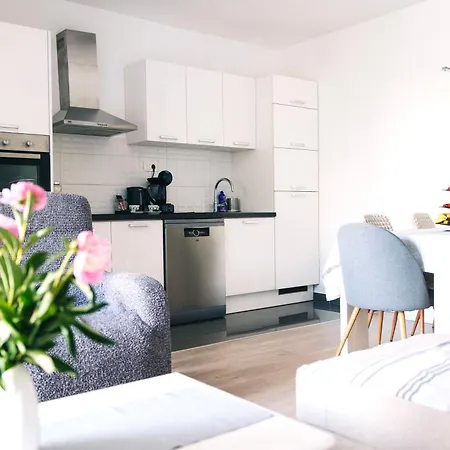 Apartamento Prekrasan “marko” Sa Dvije Sobe *